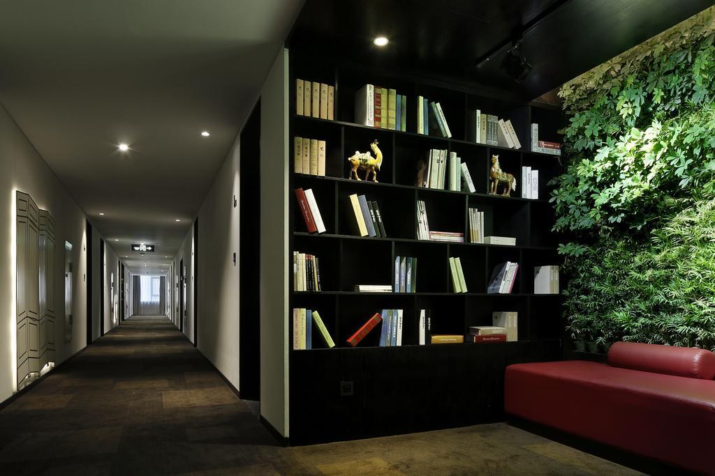 Ease House Luoyang Hotel ลั่วหยาง ภายนอก รูปภาพ