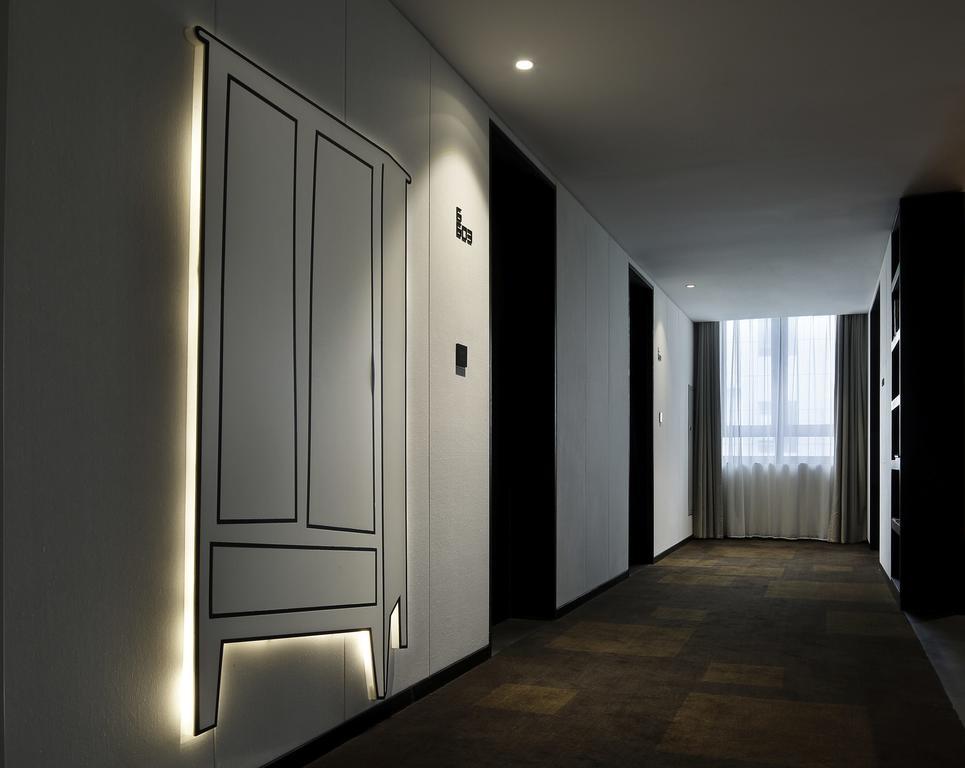 Ease House Luoyang Hotel ลั่วหยาง ภายนอก รูปภาพ